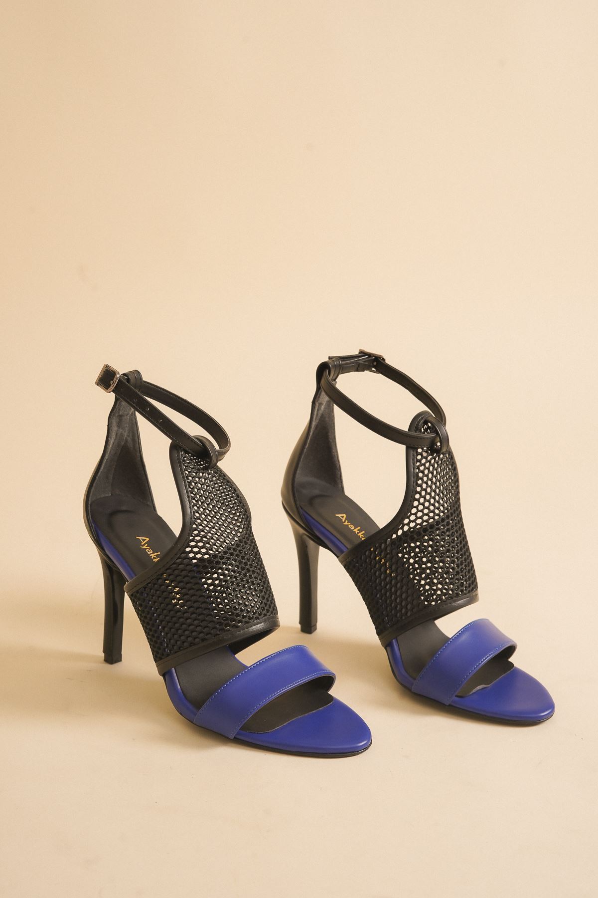 Uvena Siyah - Mavi  Cilt Topuklu Kadın Ayakkabı