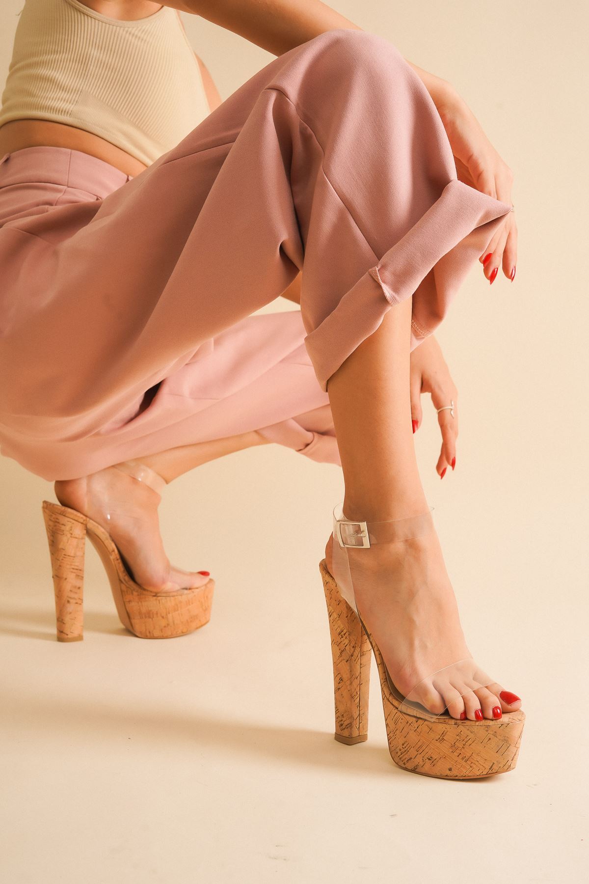 Lios Mantar - Şeffaf Yüksek Topuklu Ayakkabı