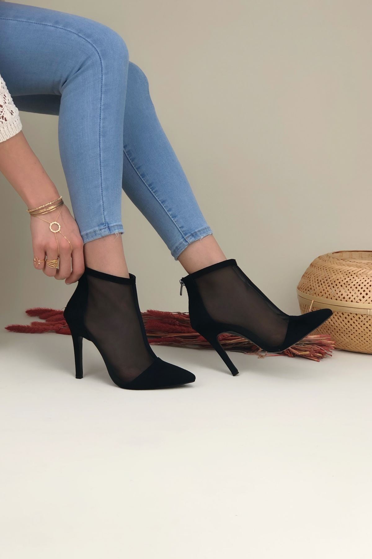 Freya Siyah Süet Topuklu Kadın Ayakkabı