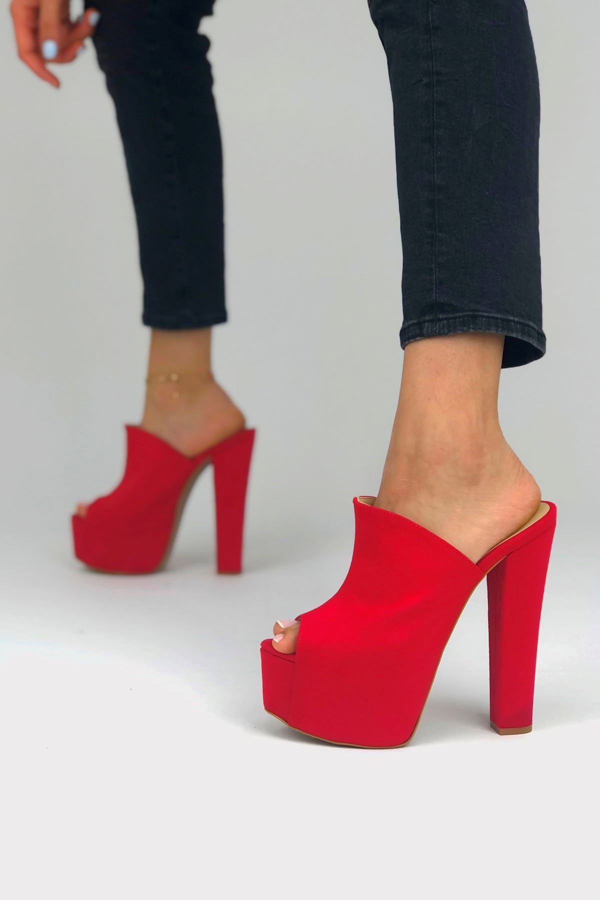 Simsi Kırmızı Süet Kadın Topuklu Ayakkkabı