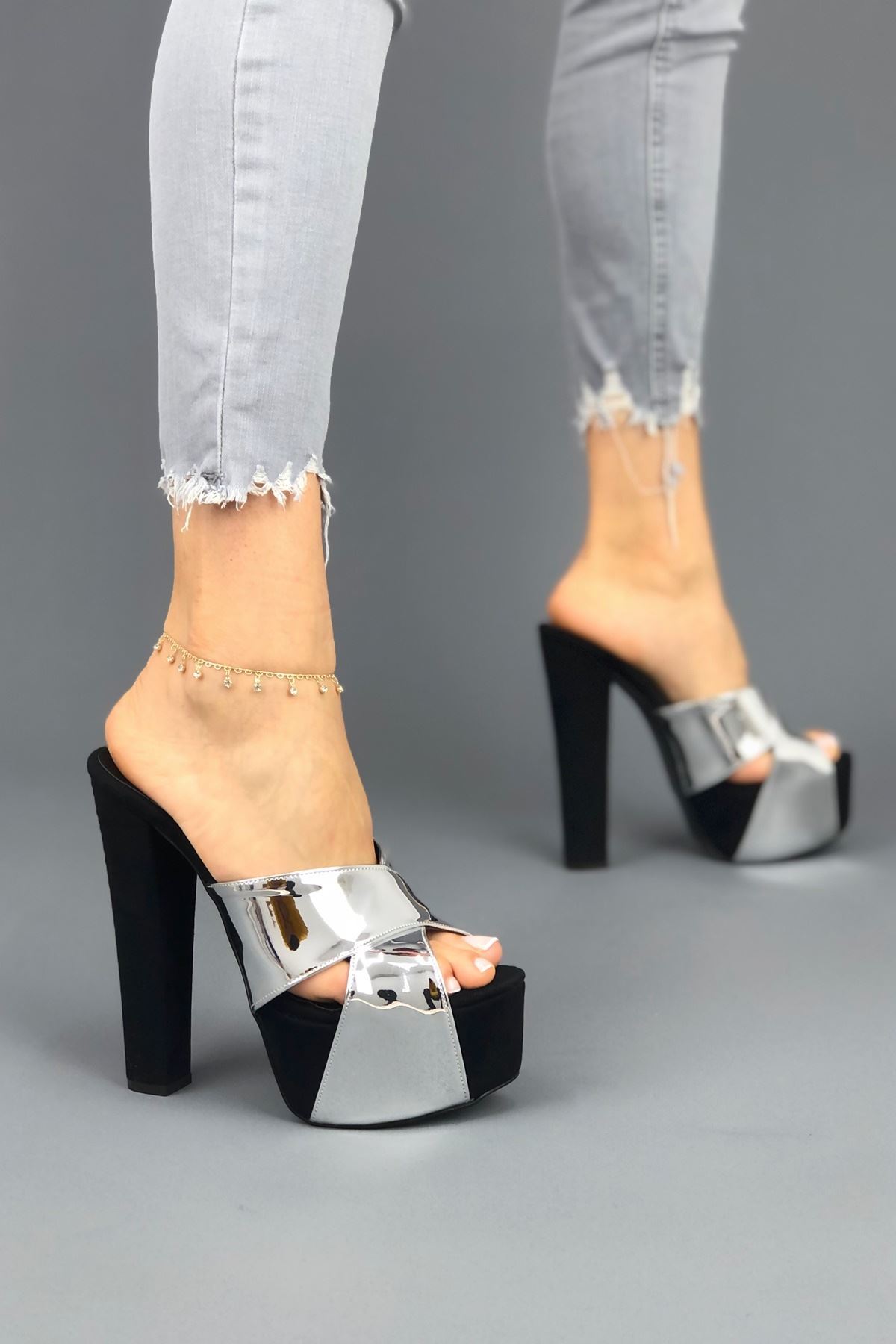 Mulan Siyah - Gümüş parlak Kadın Yüksek Topuklu Ayakkabı