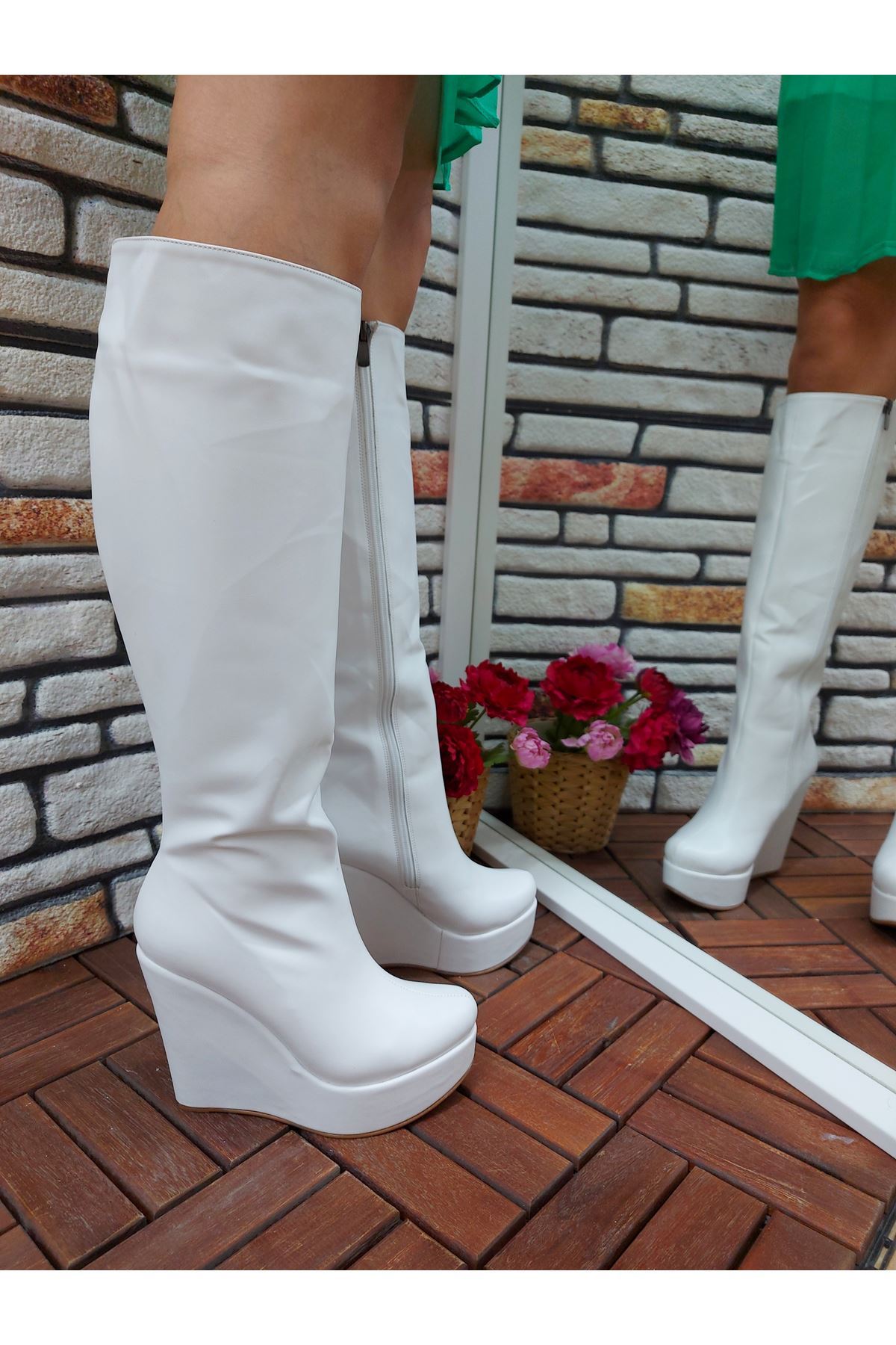 Kelly Beyaz Cilt Dolgu Topuklu Kadın Çizme
