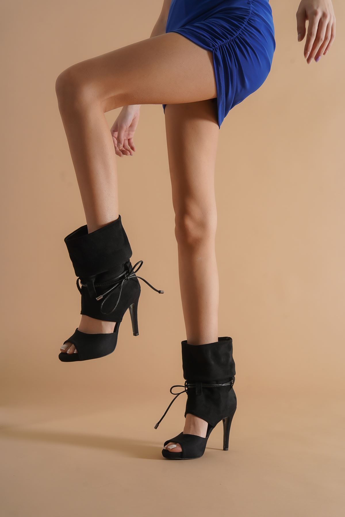 Juno Siyah Süet Topuklu Kadın Ayakkabı