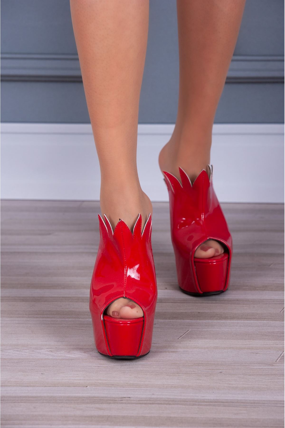 Afrodit Kırmızı Kadın Yüksek Topuklu Ayakkabı