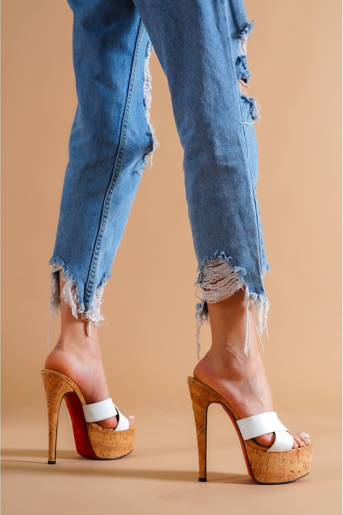 Oscar Mantara Beyaz Cilt  Yüksek Topuklu Kadın Ayakkabı