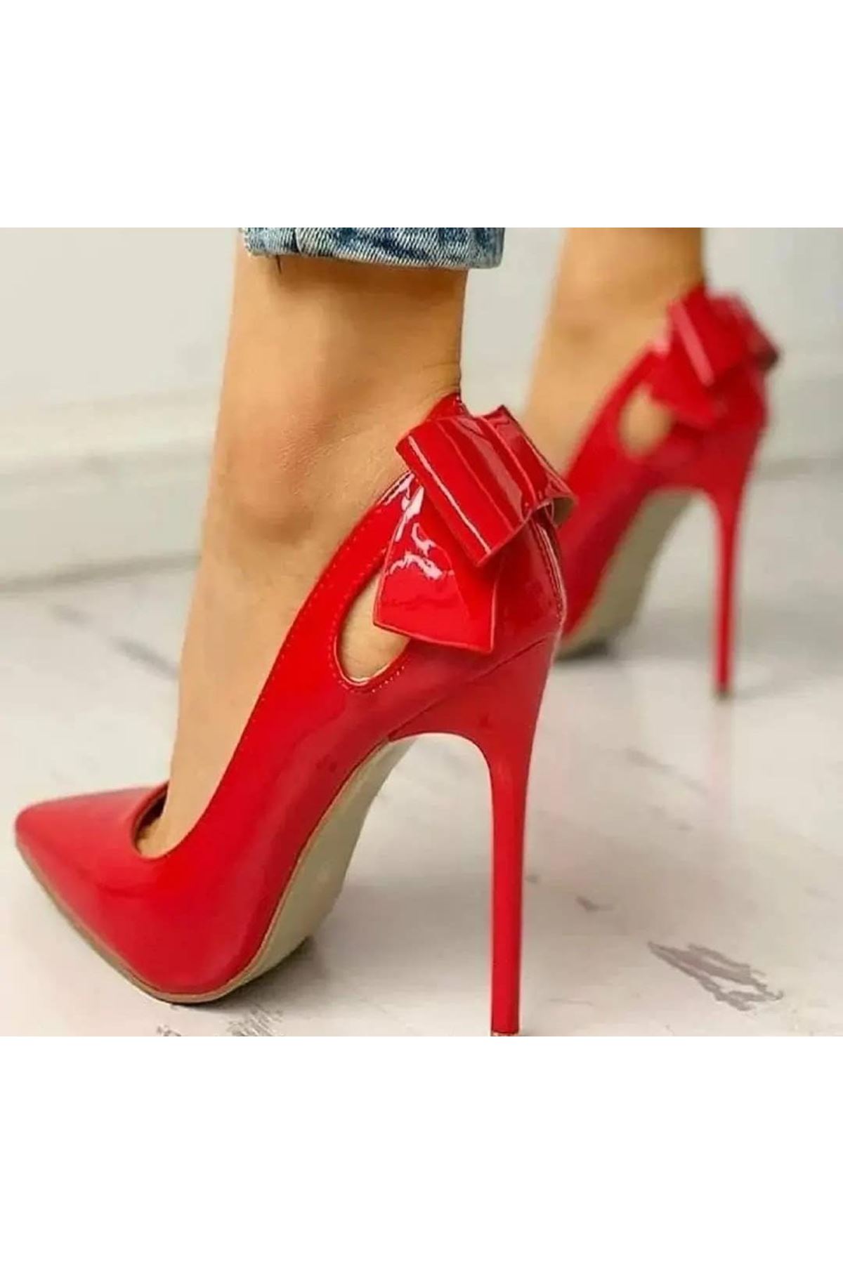 Dicky Papyonlu Kırmızı Rugan Kadın Ayakkabı