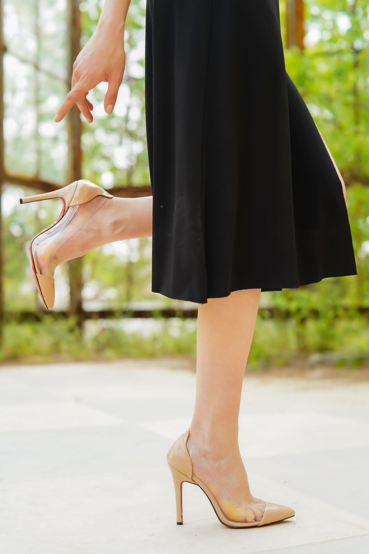 Fabiens Nude Rugan Şeffaf Detaylı Topuklu Kadın Ayakkabı
