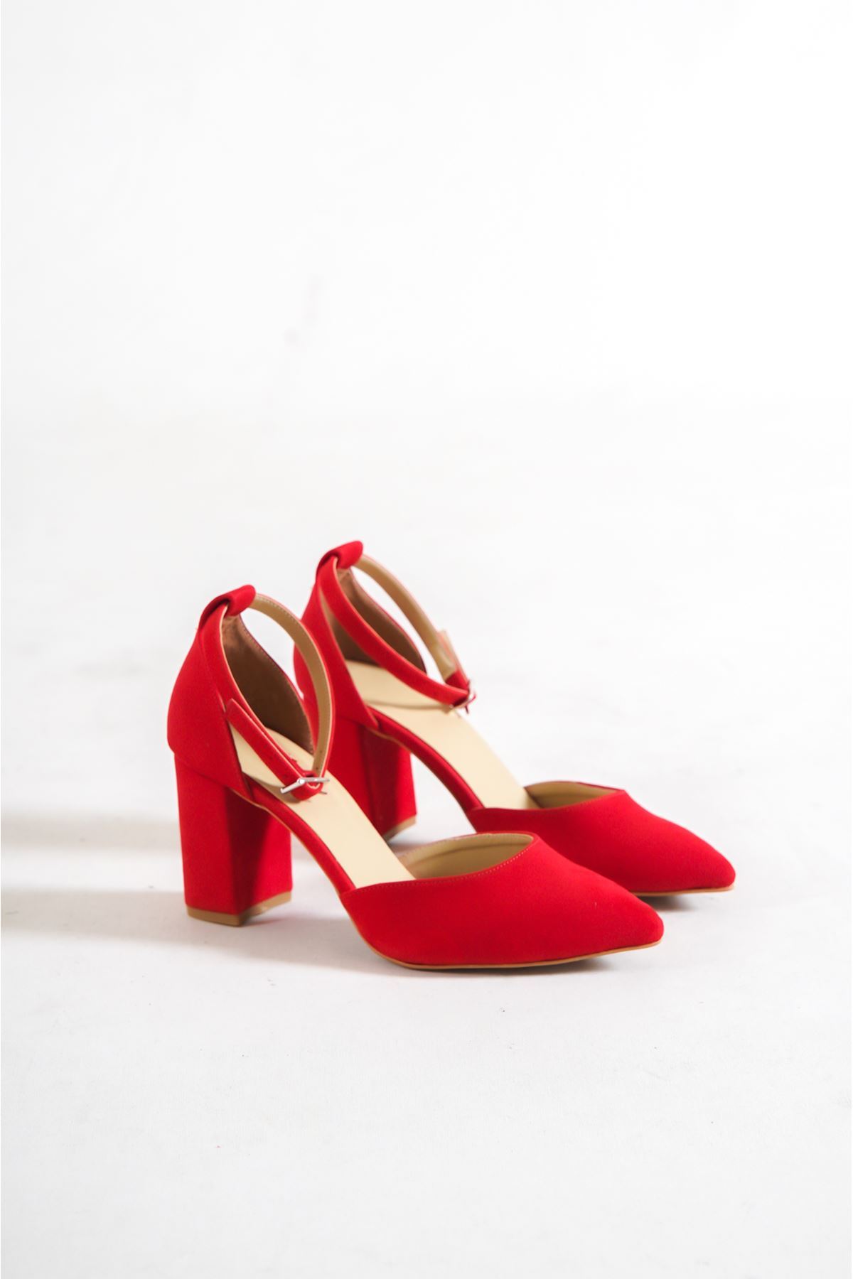 Focus Kırmızı Süet Kısa Topuklu Kadın Ayakkabı