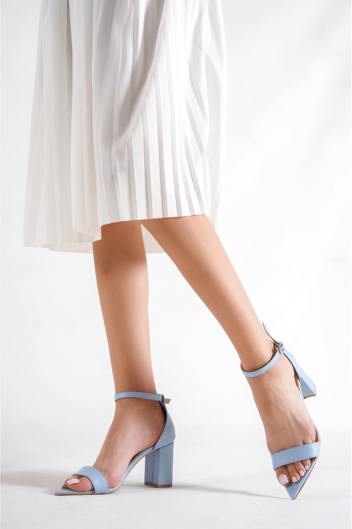 Linea Bebe Cilt Kısa Topuklu Kadın Ayakkabı
