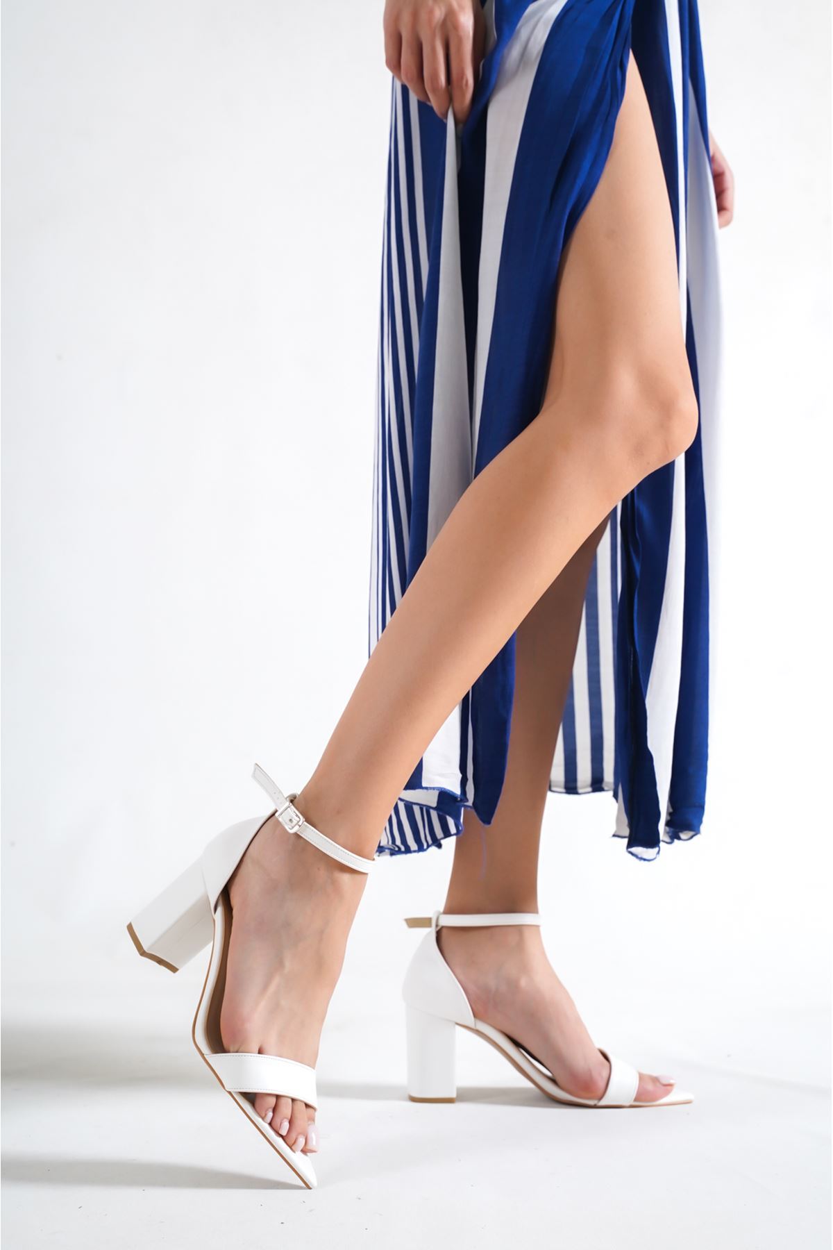 Linea Beyaz Cİlt  Kısa Topuklu Kadın Ayakkabı