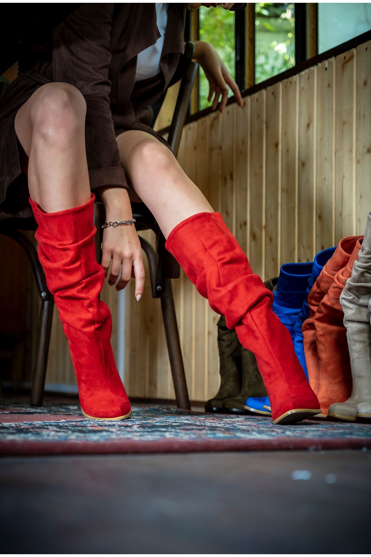 Alessi Kırmızı Süet Körüklü Kısa Kadın Kadın Çizme