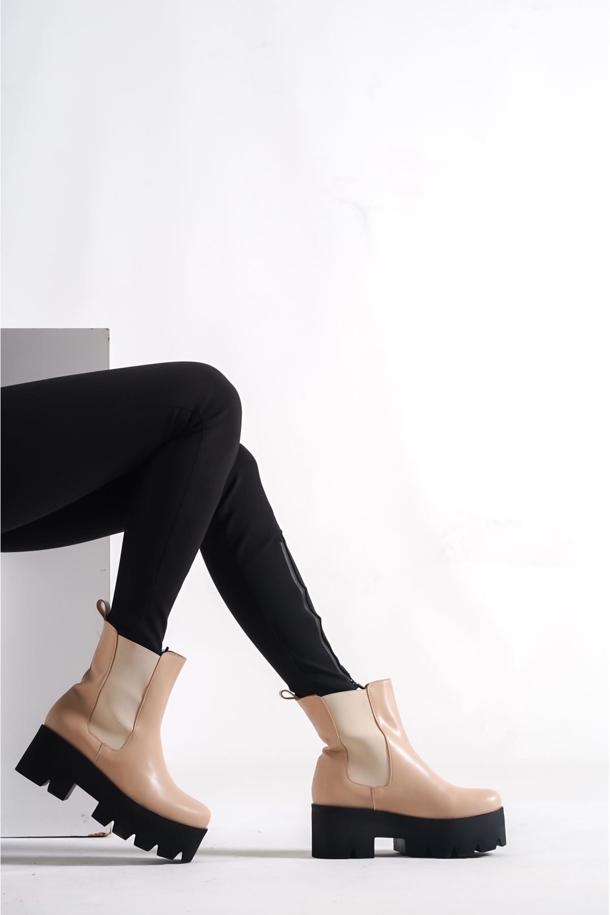 Nude Cilt Lastik Detaylu  Platform  Kadın Ayakkabı Nice