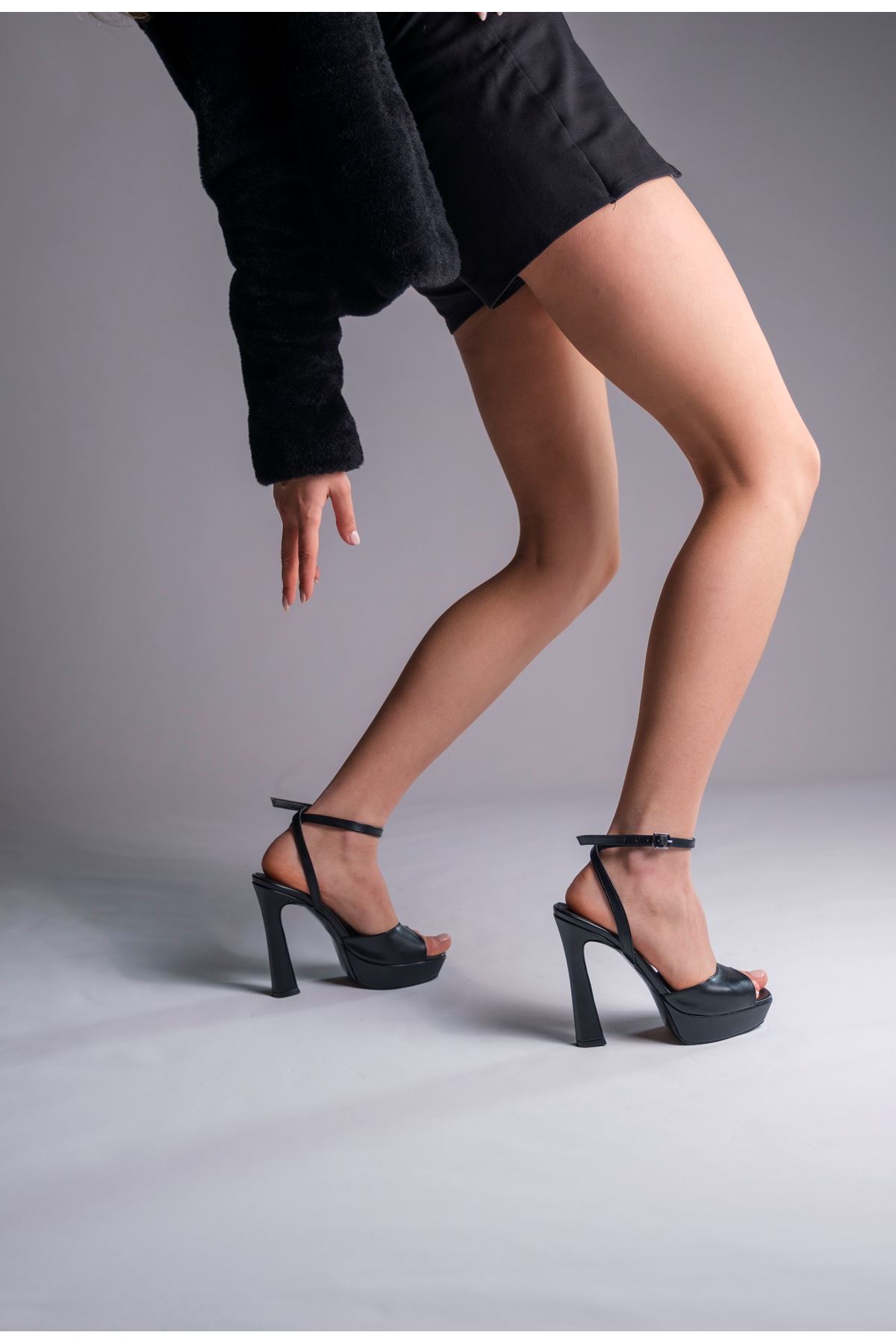 Hazels Siyah Cilt Platform Kadın Ayakkabı