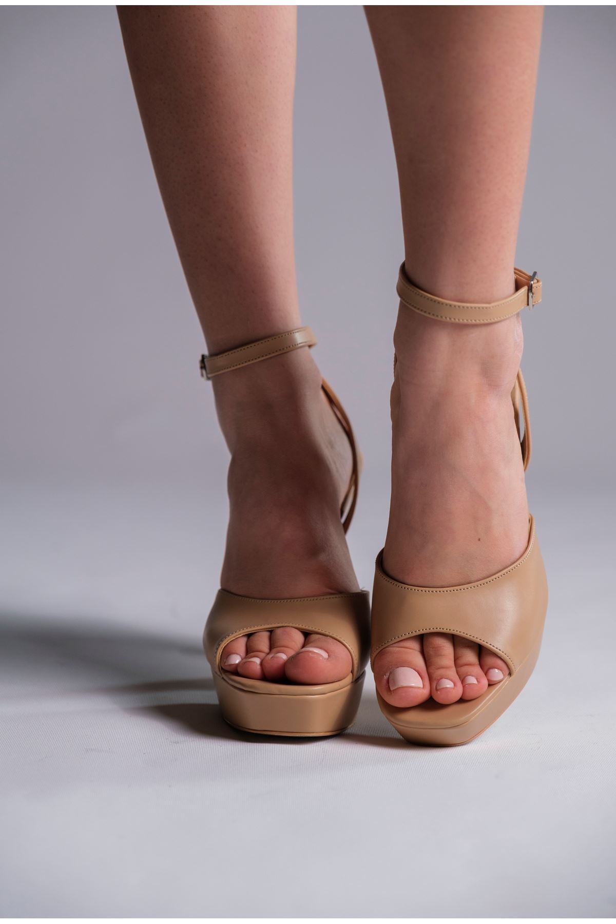 Hazels Nude Cilt Süet Platform Kadın Ayakkabı