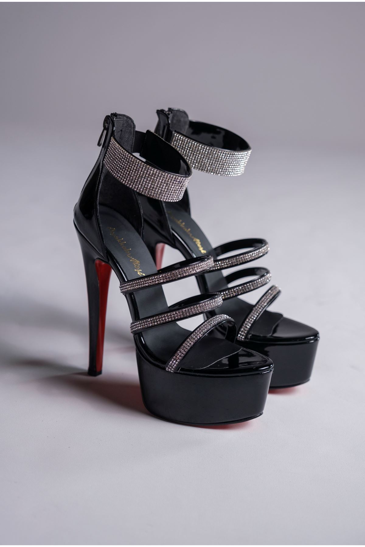 Siyah Rugan Platform Tasarım Cam Kırığı Detaylı Kadın Ayakkabı  Jewelry