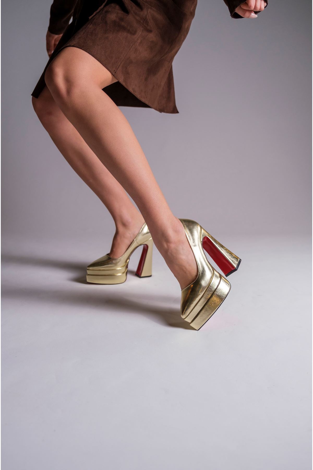 Altın Kırışık Çift  Platform Özel Tasarım Kadın Ayakkabı Rigel