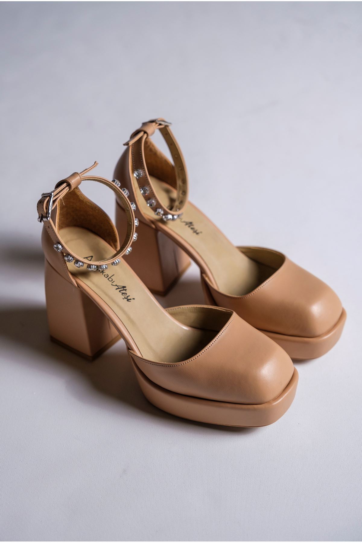 Sandy Nude Cilt Taşlı Platform Kadın Ayakkabı