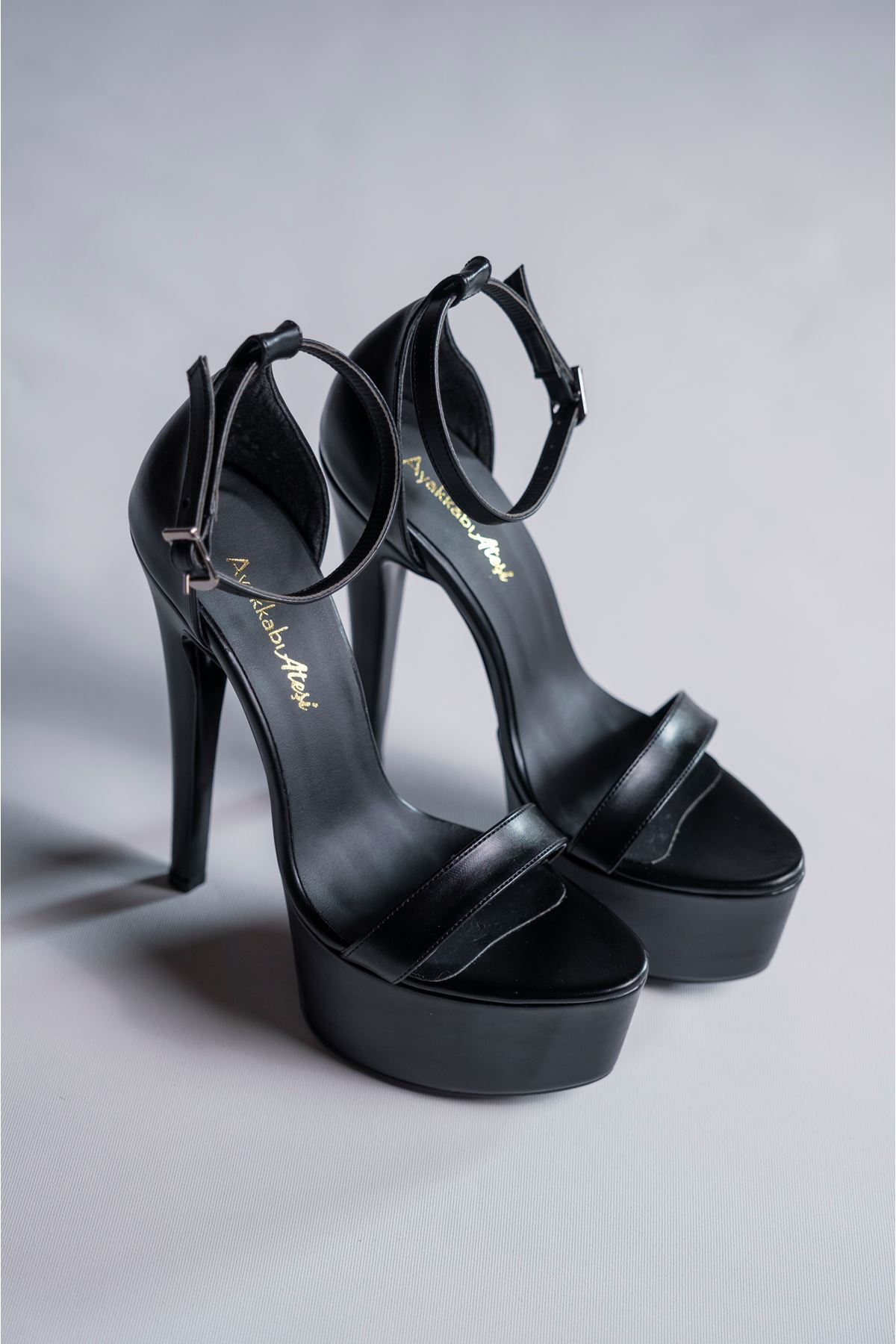 Levans Siyah Cilt Yüksek Topuklu Kadın Ayakkabı