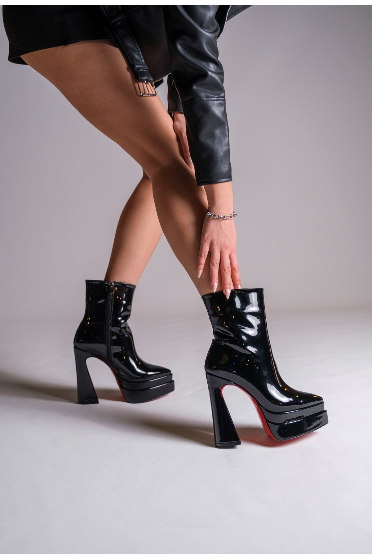 Siyah Rugan Çift  Platform Özel Tasarım Kadın Bot Ayakkabı Mojo