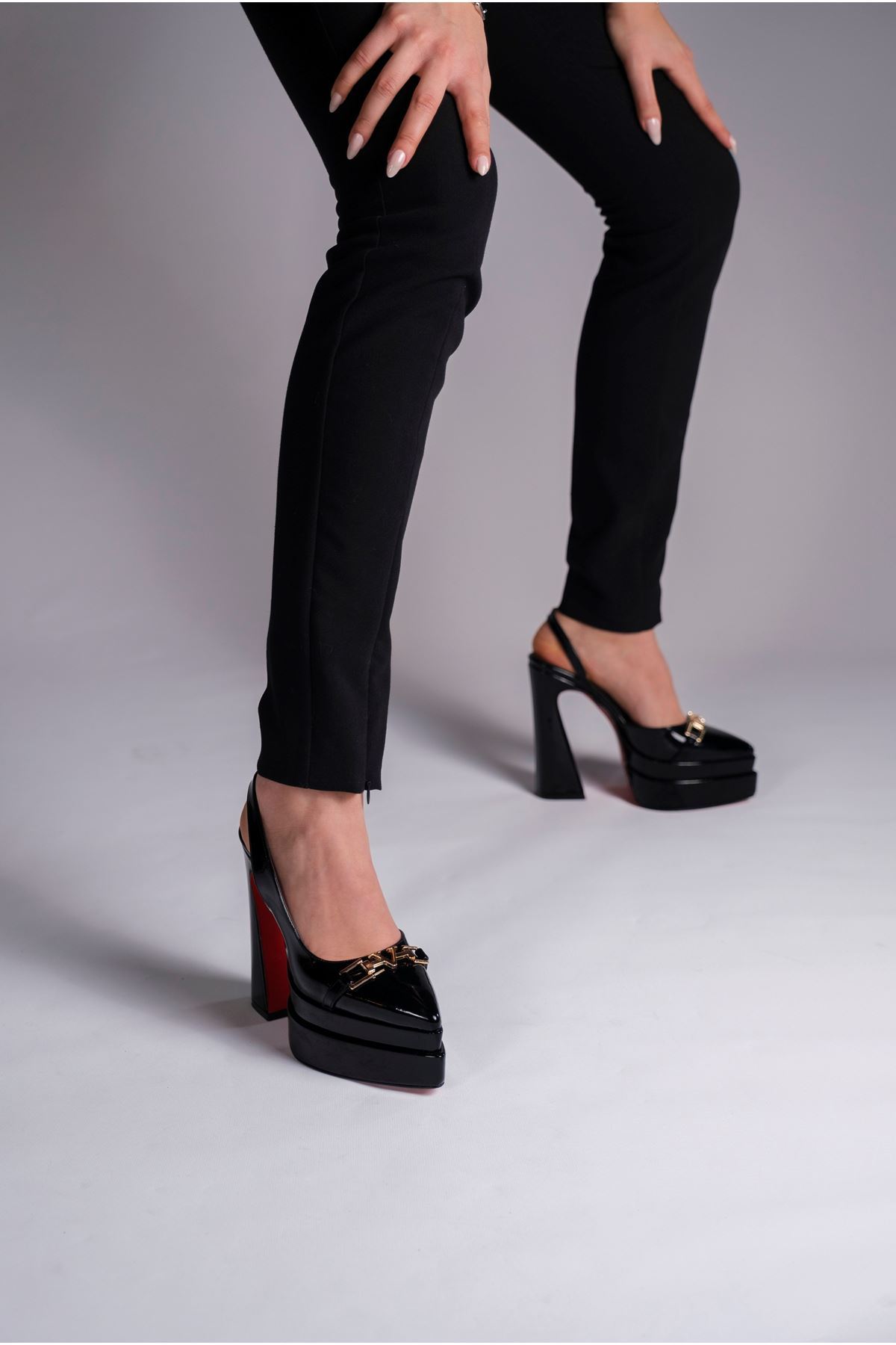 Siyah Rugan Çift  Platform Tasarım Arka Açık Kadın Yüksek Topuklu Ayakkabı Pacha