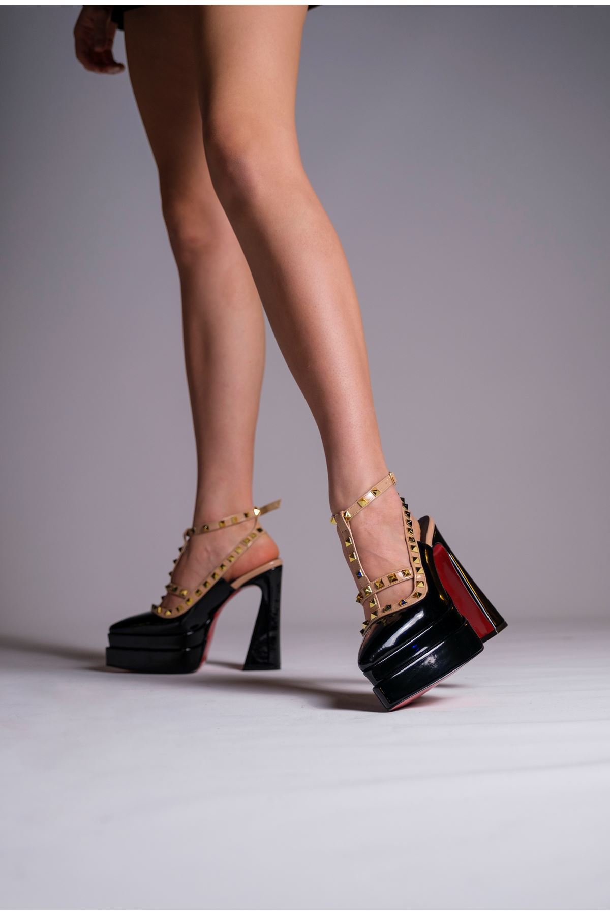 Siyah Rugan Nude Rugan Trok Detaylı Platform Tasarım Kadın Yüksek Topuklu Ayakkabı Reina