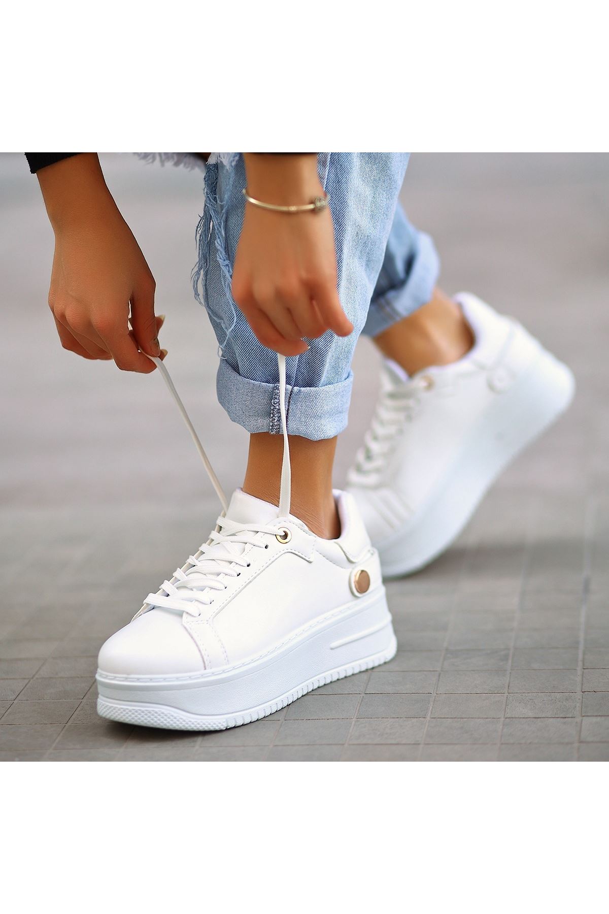 Donx Beyaz Cilt Bağcıklı Spor Ayakkabı