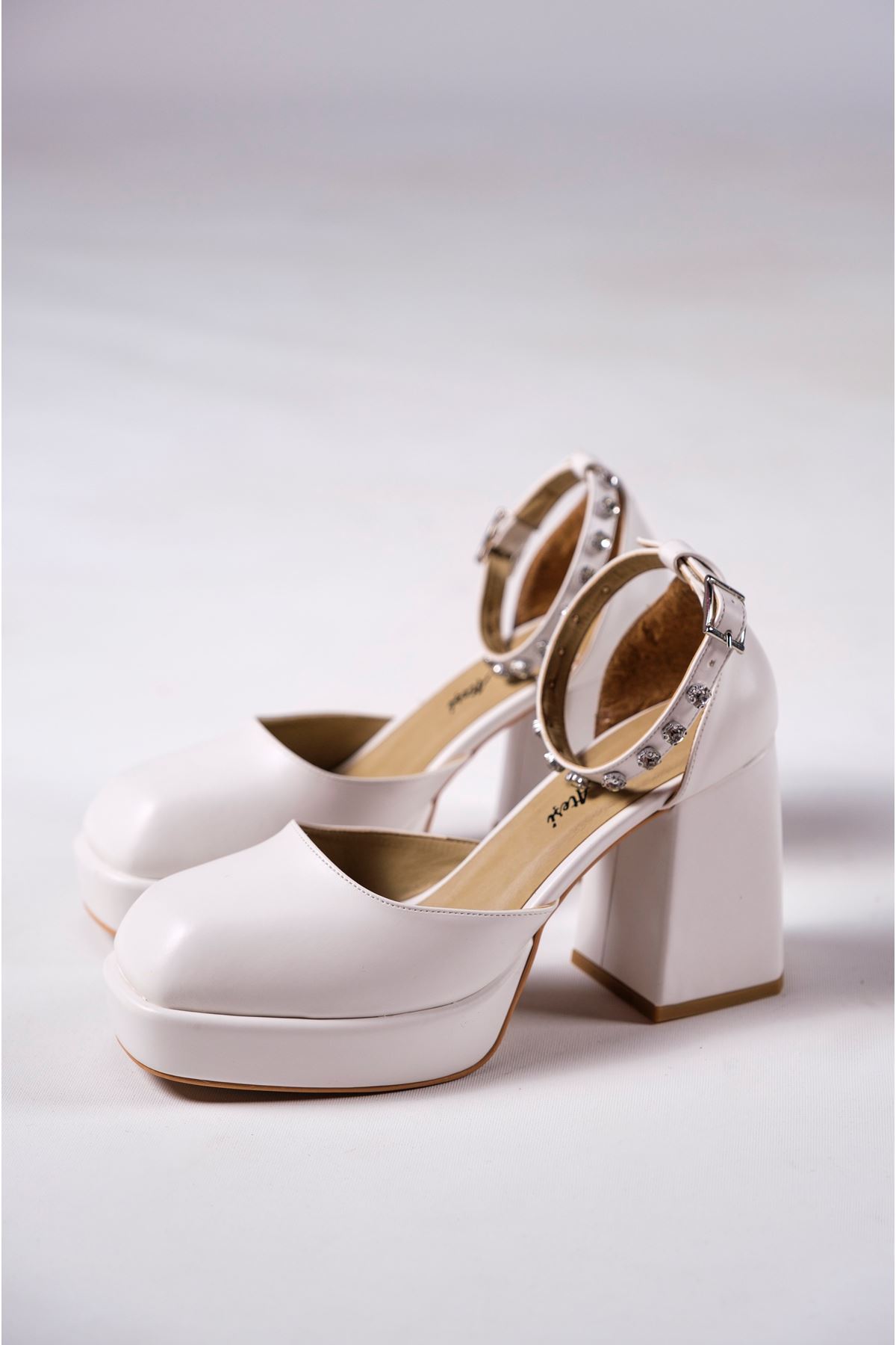 Sandy Beyaz Cilt Taşlı Platform Kadın Ayakkabı