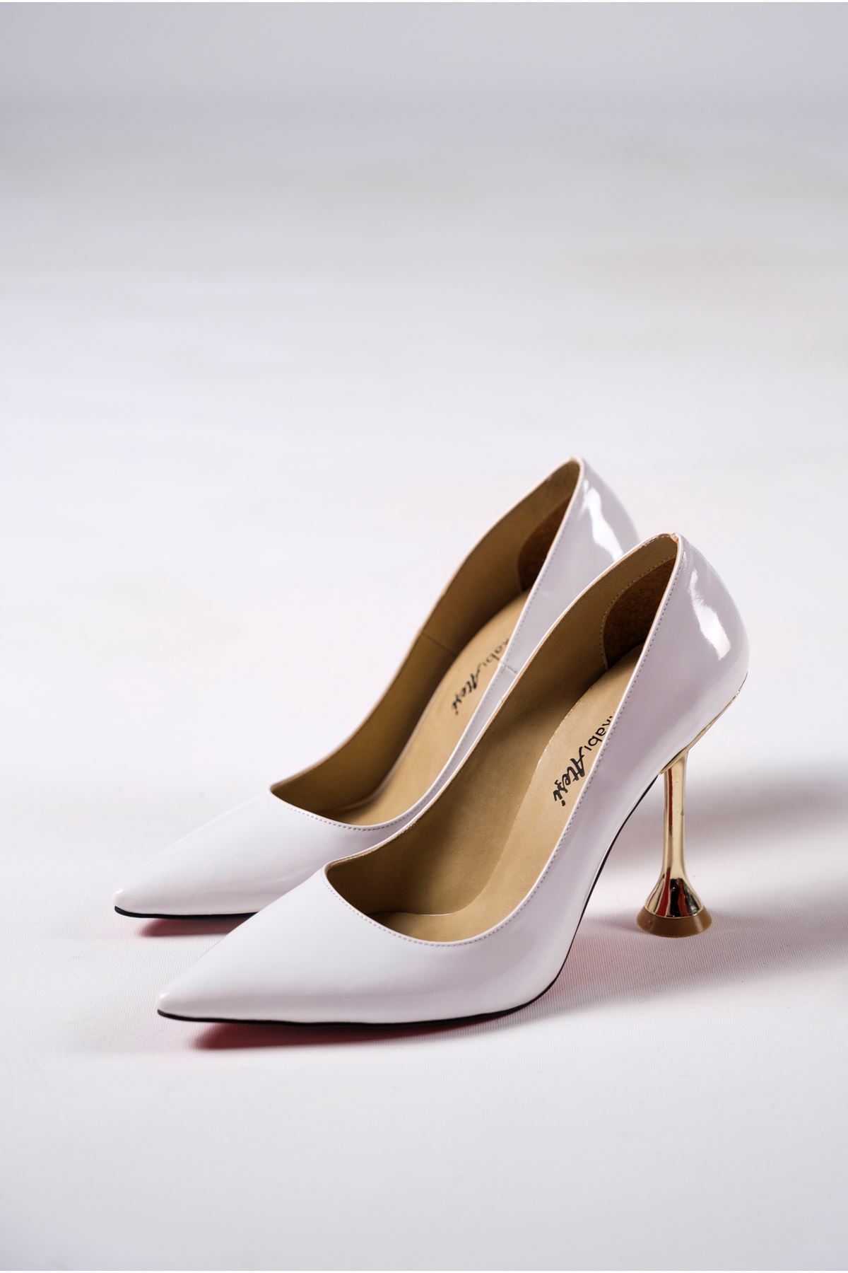 Beyaz Rugan Kadın Özel Topuklu Tasarım Ayakkabı Stiletto Ozzie