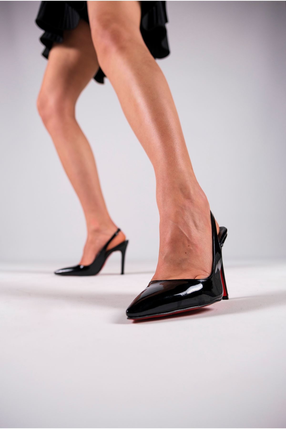 Siyah Rugan Kadın Topuklu Özel Tasarım Ayakkabı Stiletto Madison