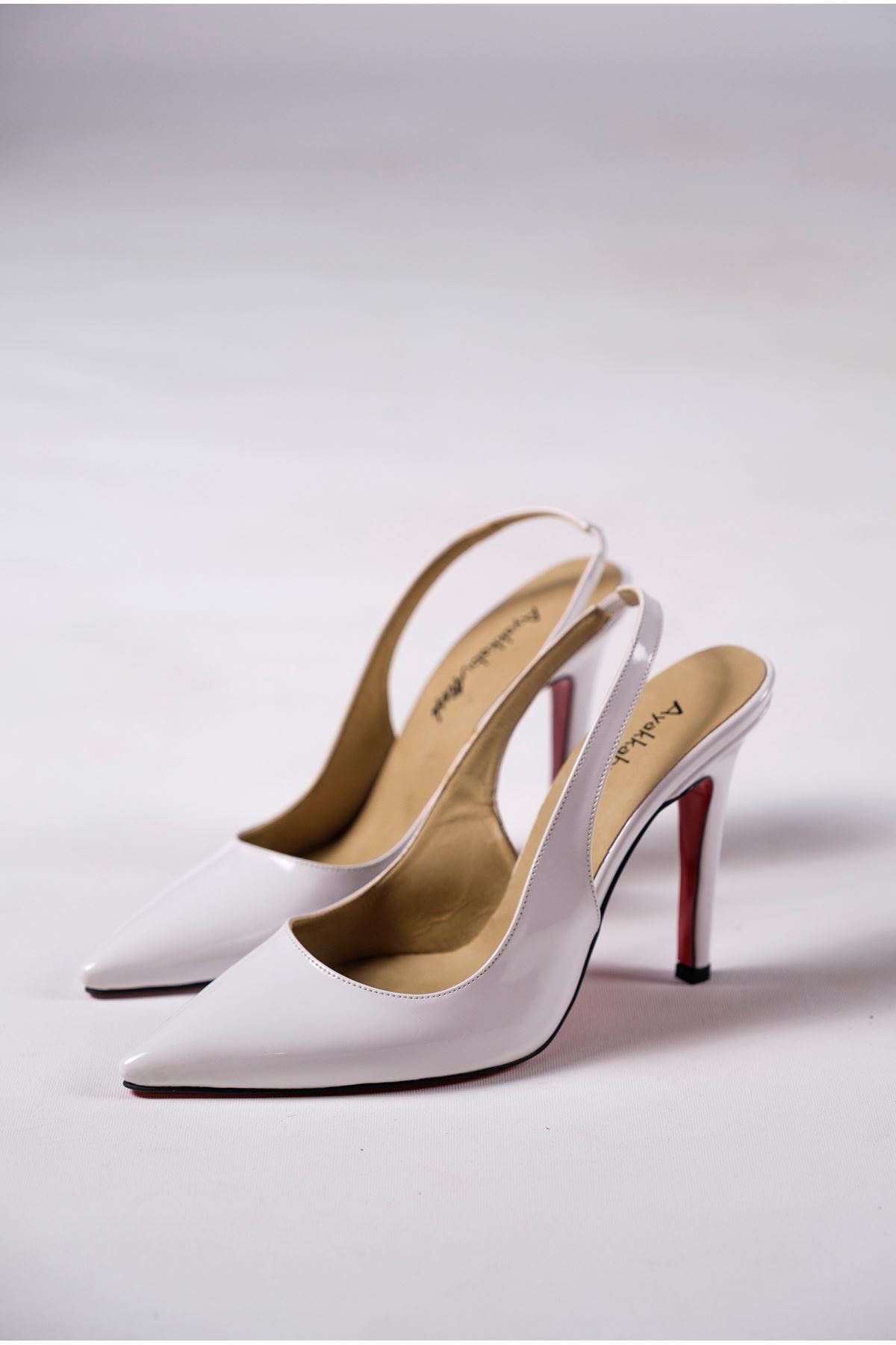 Beyaz Rugan Kadın Topuklu Özel Tasarım Ayakkabı Stiletto Madison