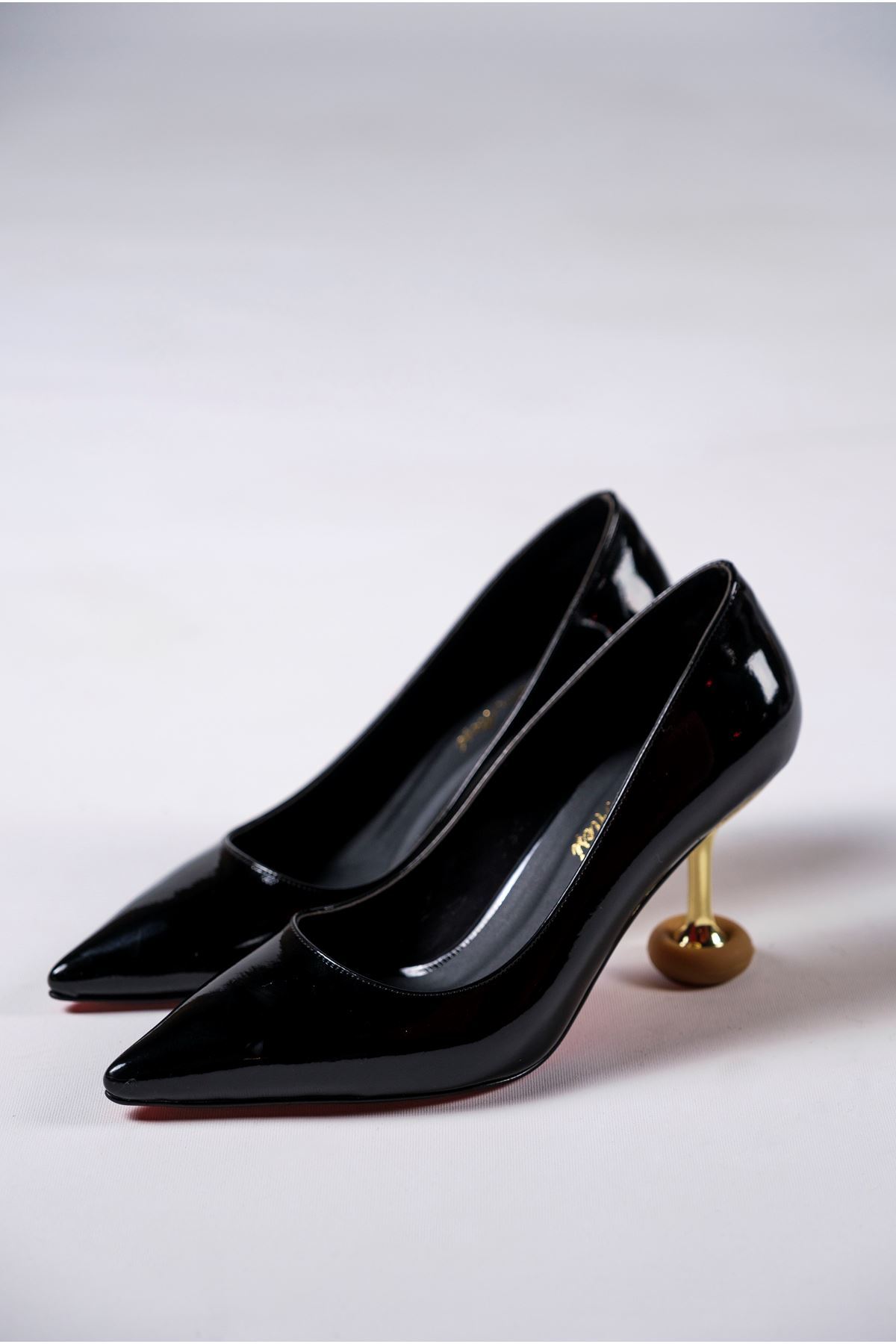 Siyah Rugan Kadın Özel Tasarım Topuklu Ayakkabı Stiletto Renate