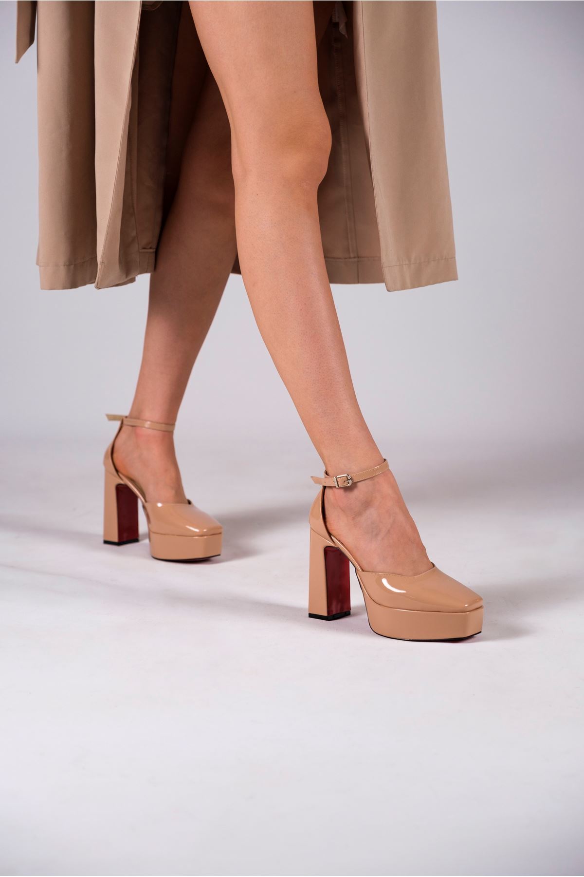 Nude Rugan Özel Tasarım Orta Topuklu Kadın Topuklu Ayakkabı Albina