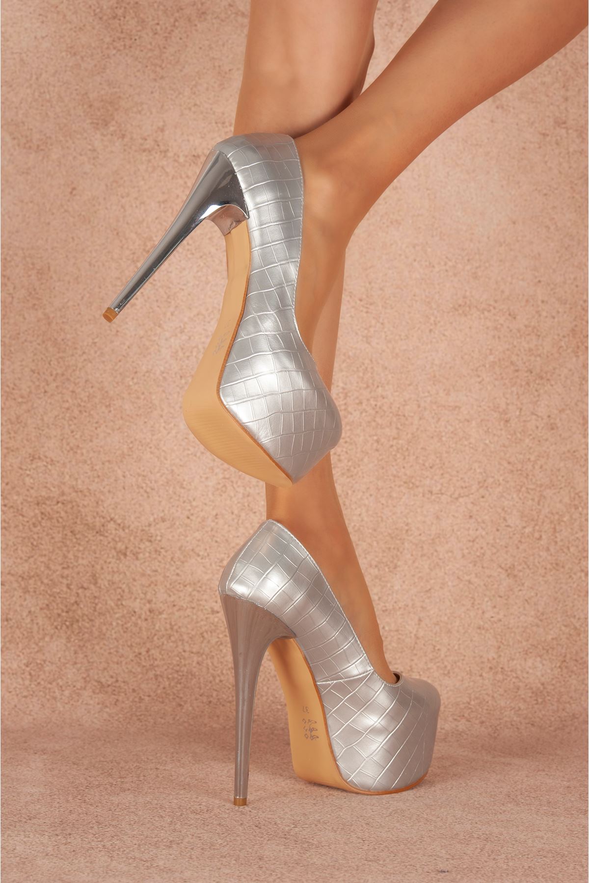 Josie Gümüş Krokanlı Yüksek Kadın Topuklu Ayakkabı 19 Cm