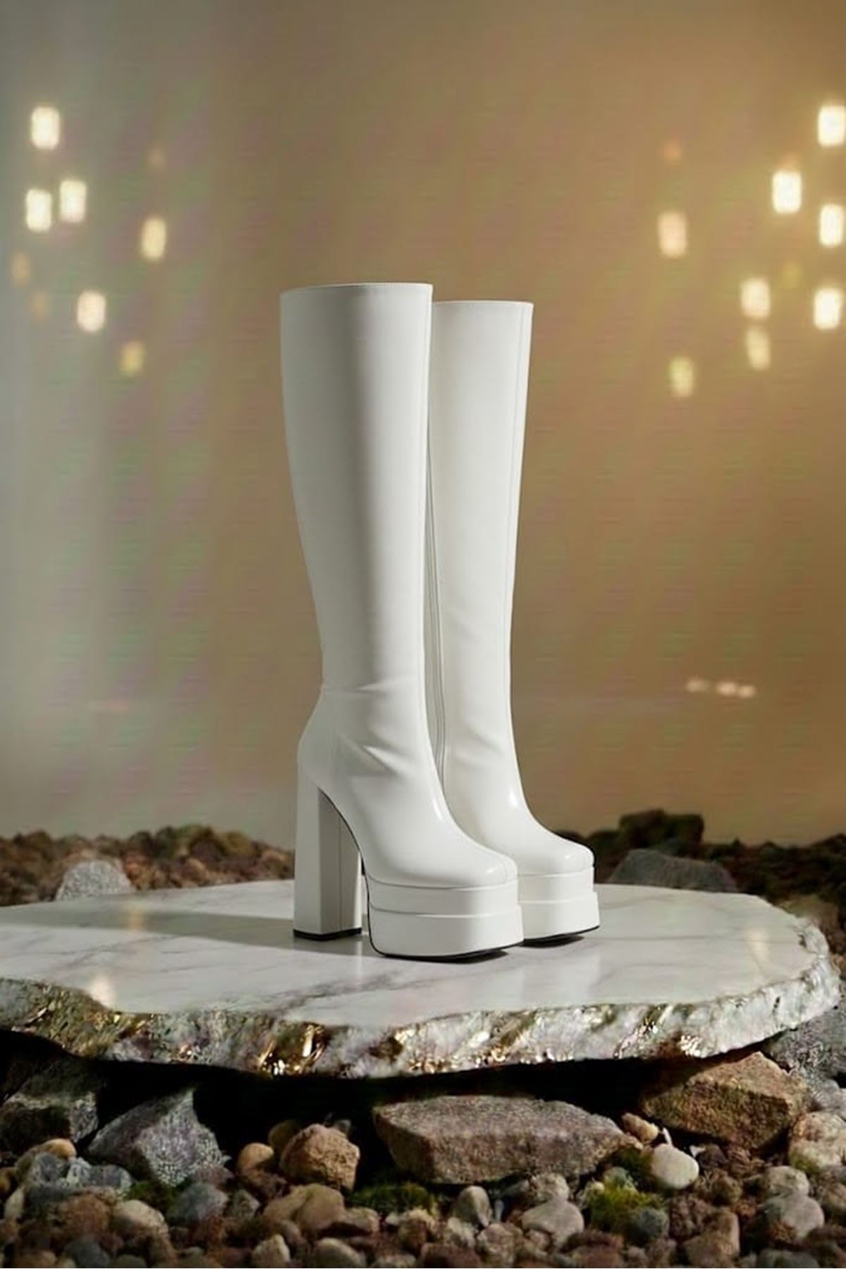Pennyy Beyaz Cilt Kadın Çift Platform Kalın Topuk Çizme