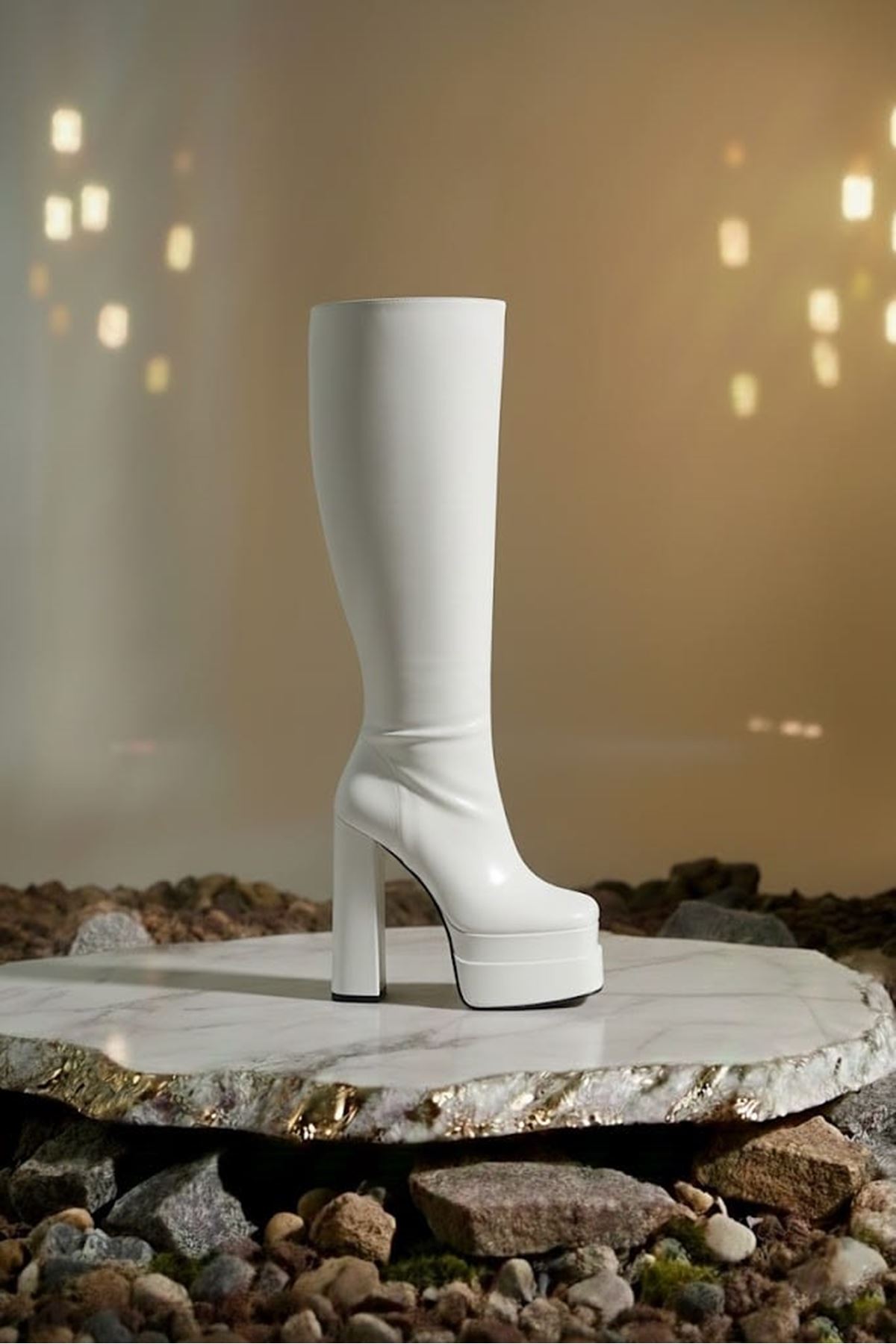 Pennyy Beyaz Cilt Kadın Çift Platform Kalın Topuk Çizme