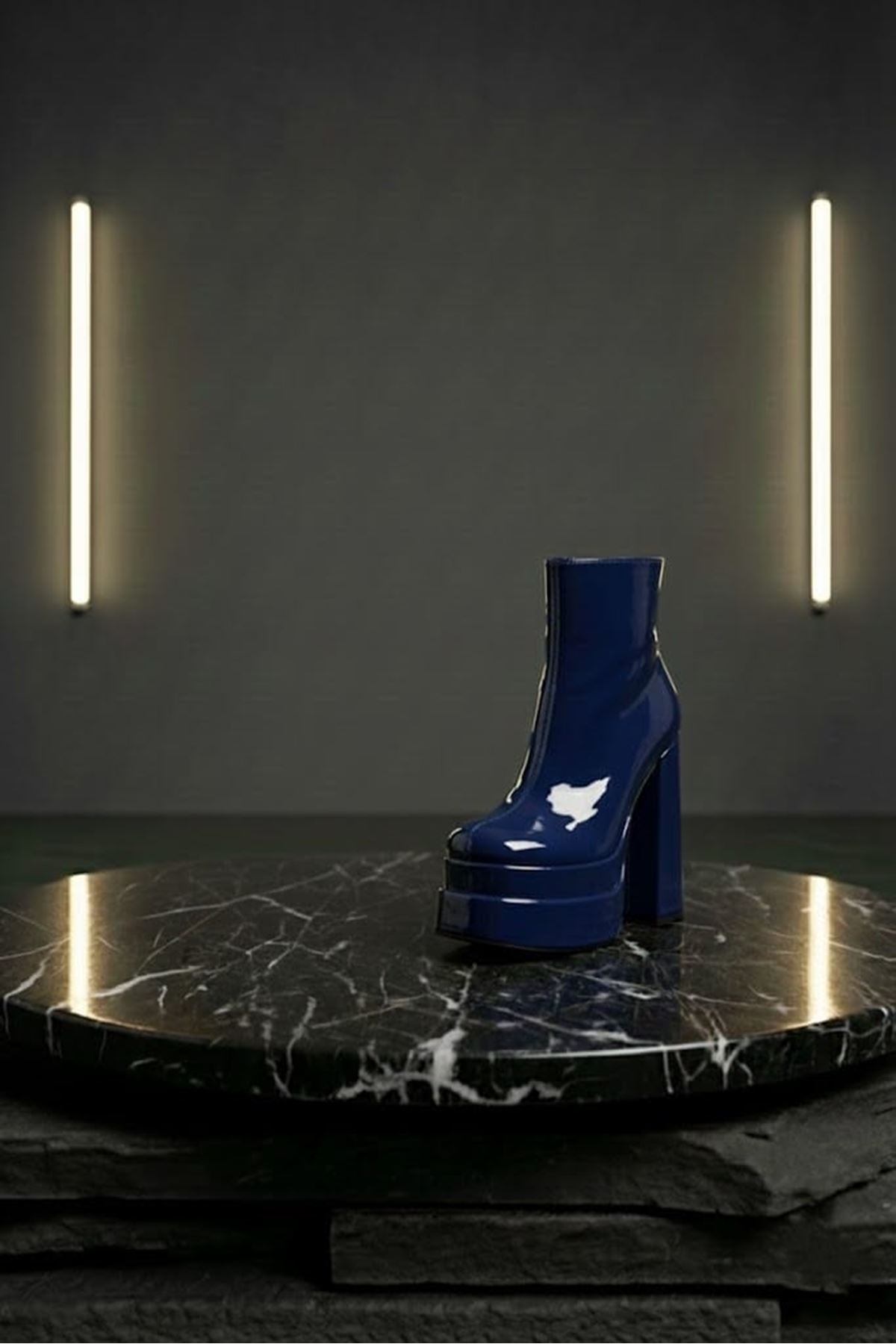 Vegaaa Lacivert Rugan Kare Burun Çift Platform Kalın Topuklu Kadın Bot