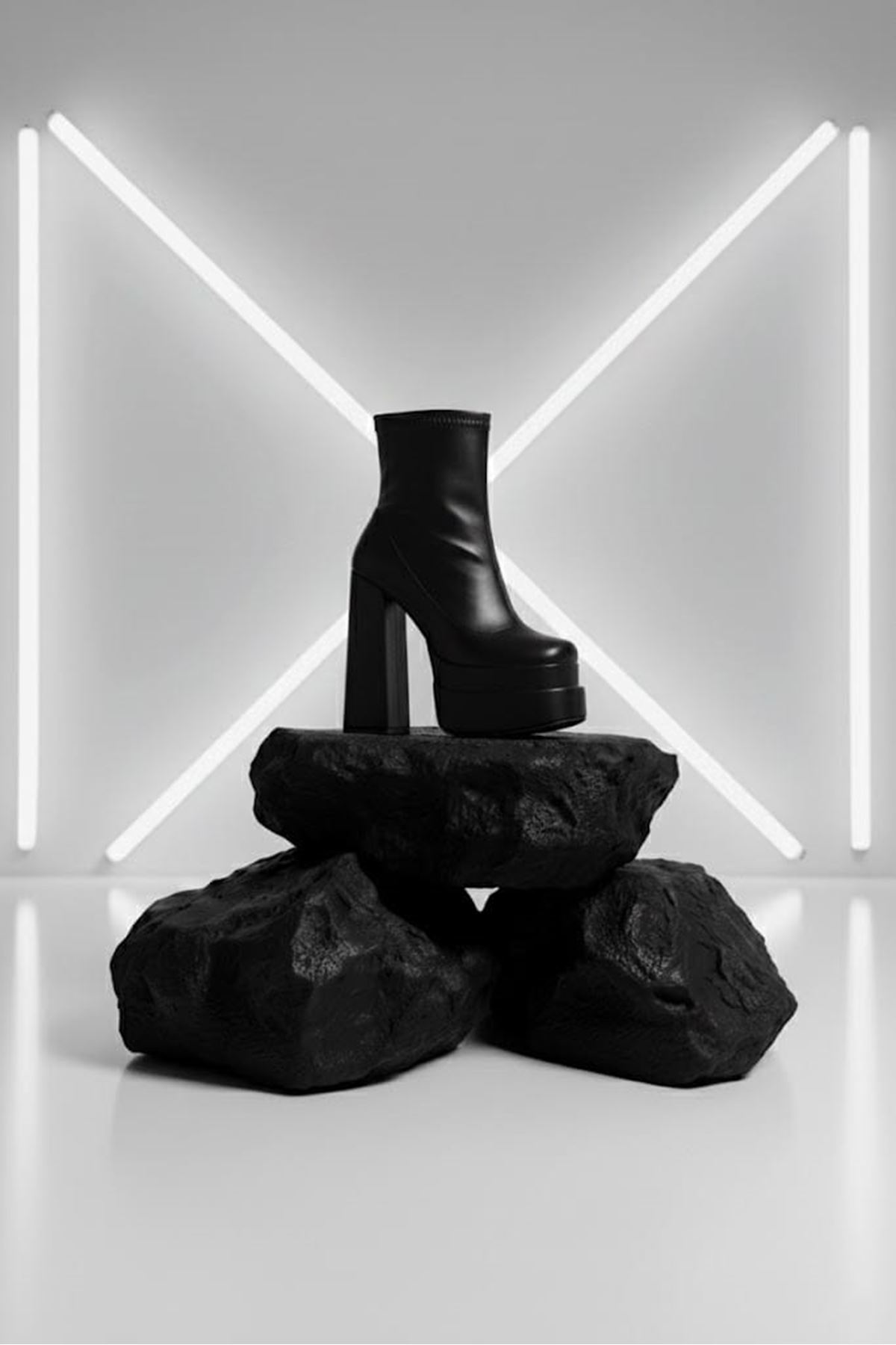 Maverickkk Siyah Cilt Kadın Çift Platform Kalın Topuk Bot