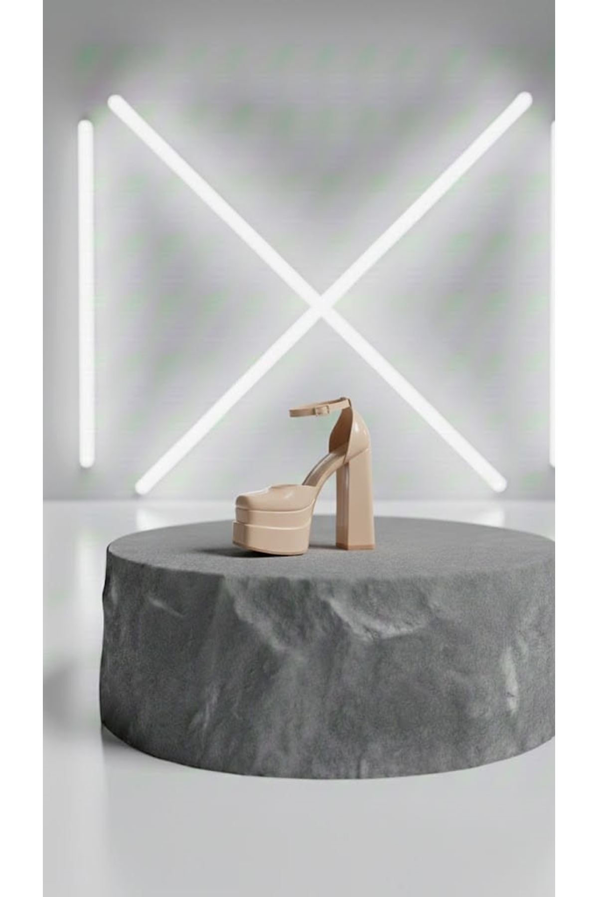 Figooo Nude Rugan Çift Platformlu Kalın Topuklu Kadın Ayakkabı / Bilekten Bağlamalı Küt Burun