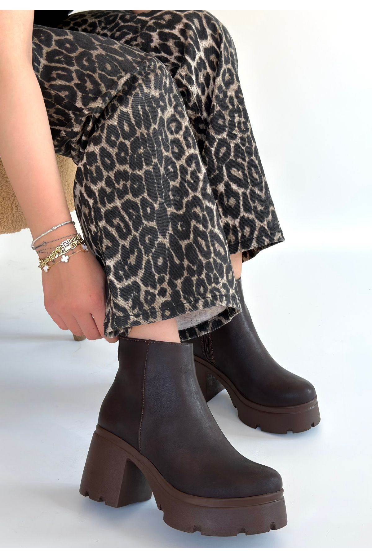 Belay Acı Kahve Nubuk Topuklu Bot