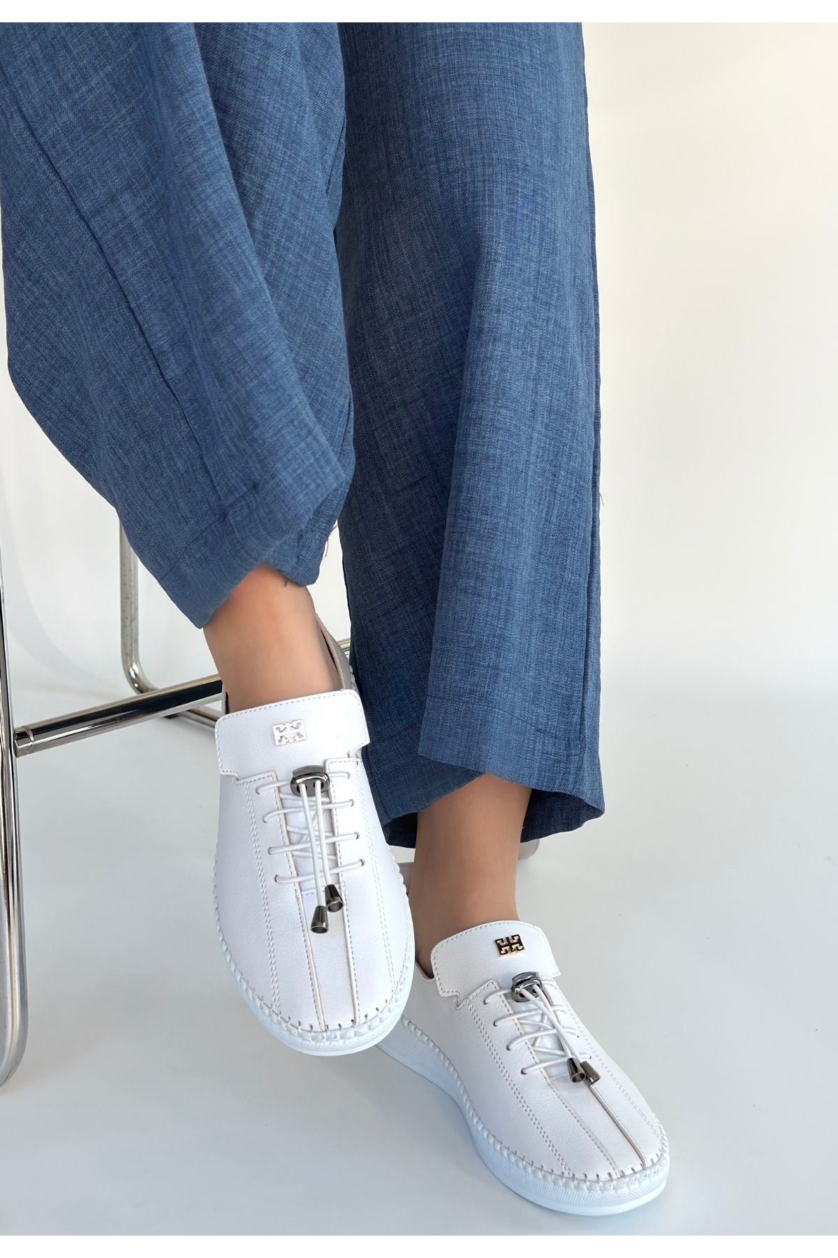 Warte Beyaz Cilt Bağcıklı Spor Ayakkabı