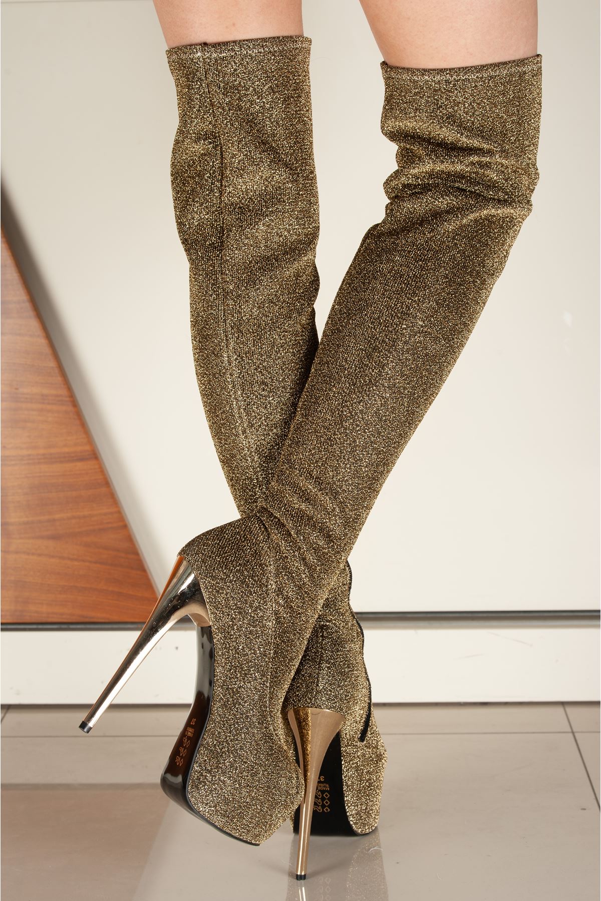 Merlin Sarı Simli Kadın İnce Topuk Yüksek Diz Üstü Streç Çizme