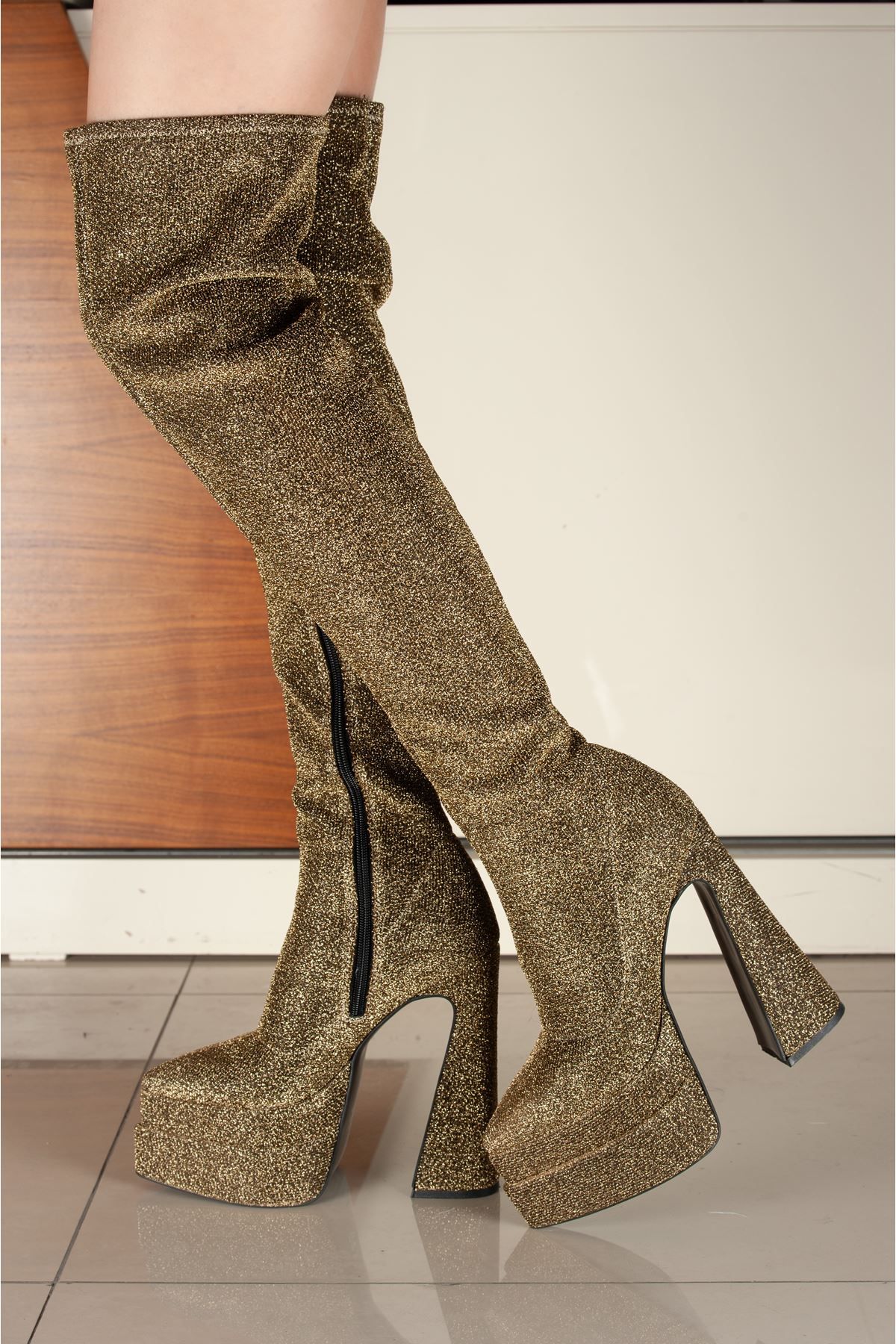 Brewery Altın simli Çift Platform Tasarım Kadın Çizme Yüksek Topuklu Ayakkabı