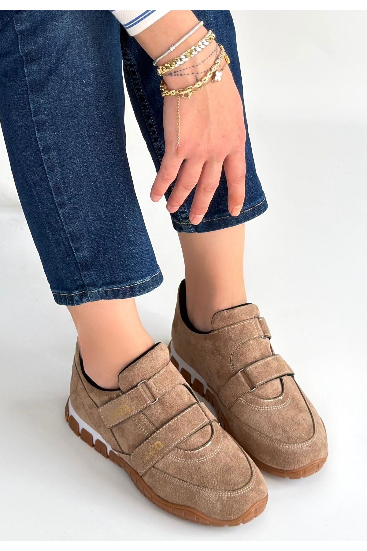 Tunga Bej Süet Cırt Cırtlı Spor Ayakkabı