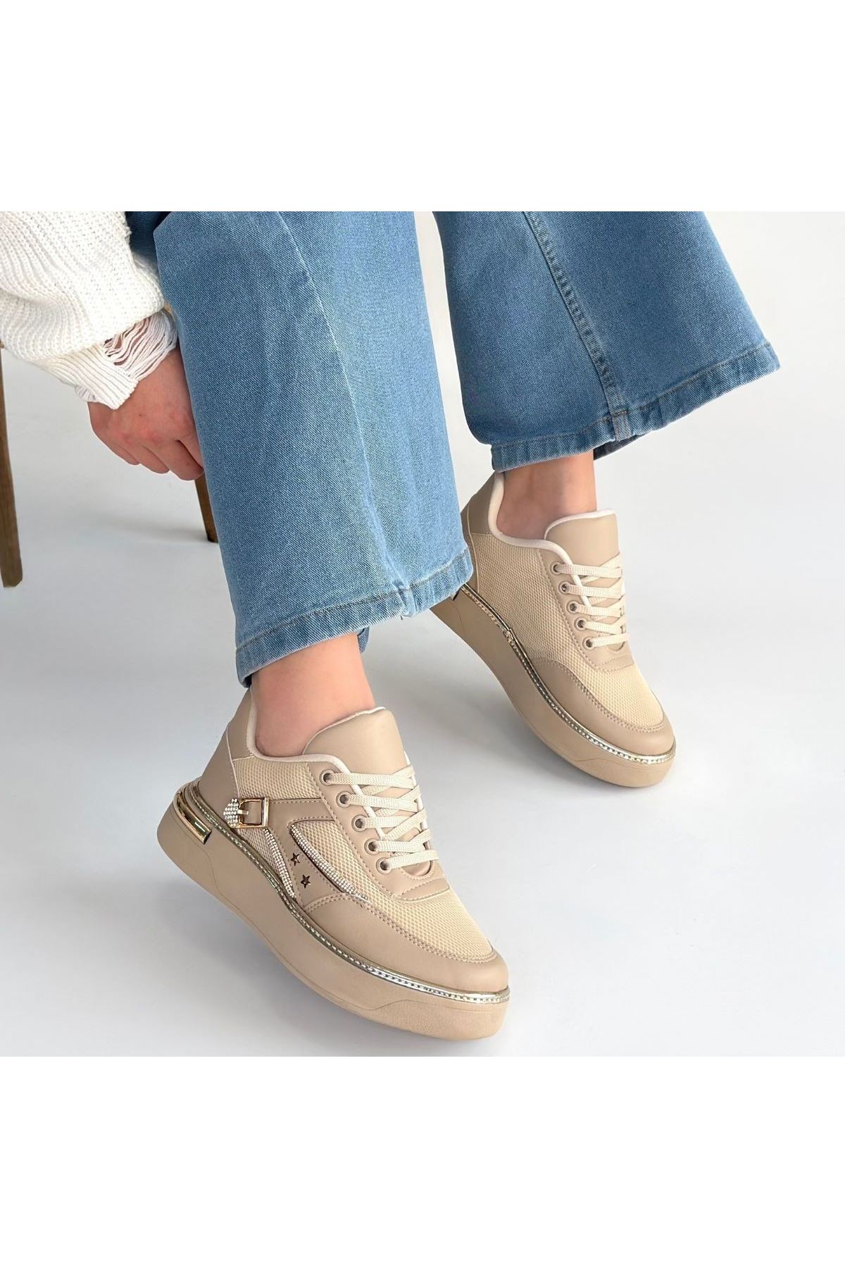 Junda Bej Cilt Bağcıklı Spor Ayakkabı
