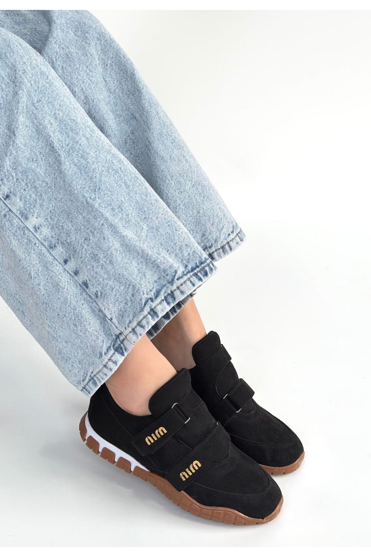 Tunga Siyah Süet Cırt Cırtlı Spor Ayakkabı