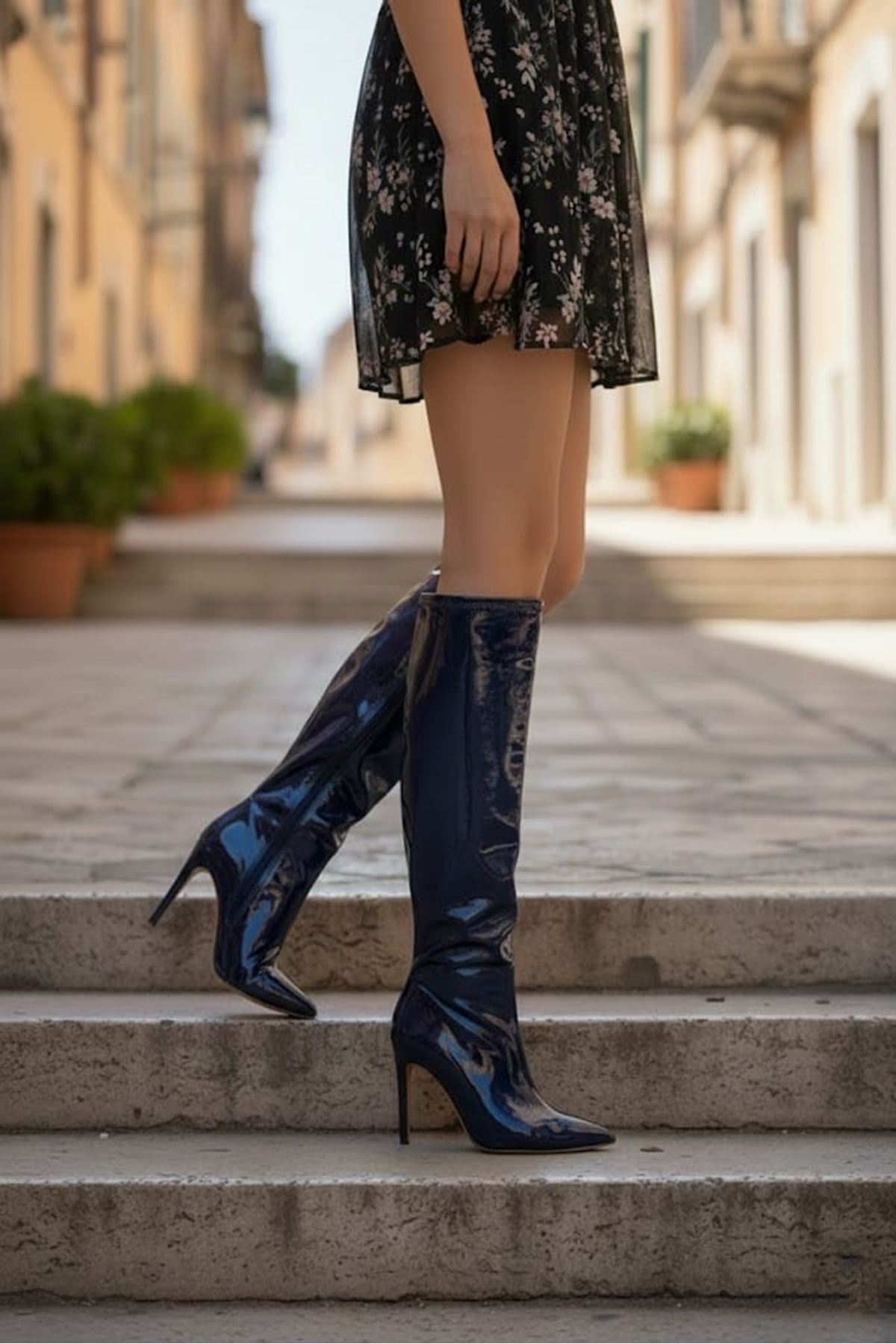 Limbooo Lacivert Rugan Kadın Sivri Burun Yüksek Topuklu Diz Altı Çizme