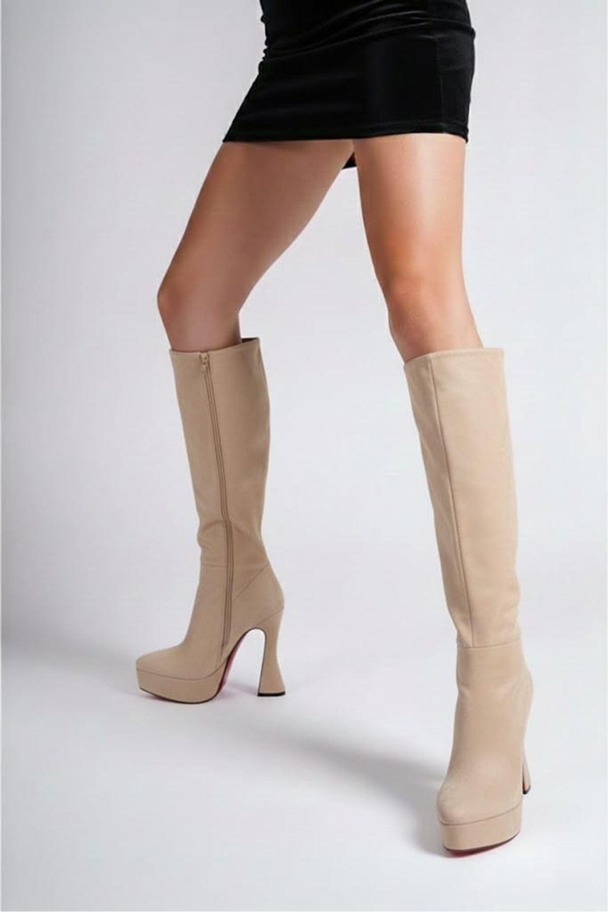 Violeeett Bej Süet Kadın Sivri Burun Platform Çizme