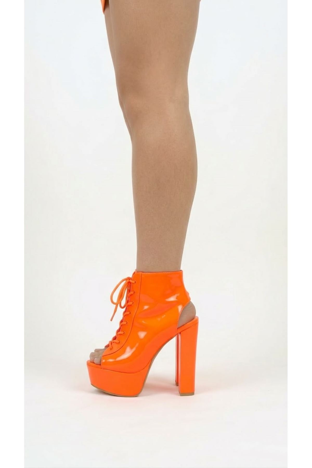 Elara Turuncu Rugan Platform Arka Açık Tasarım Kadın Ayakkabı