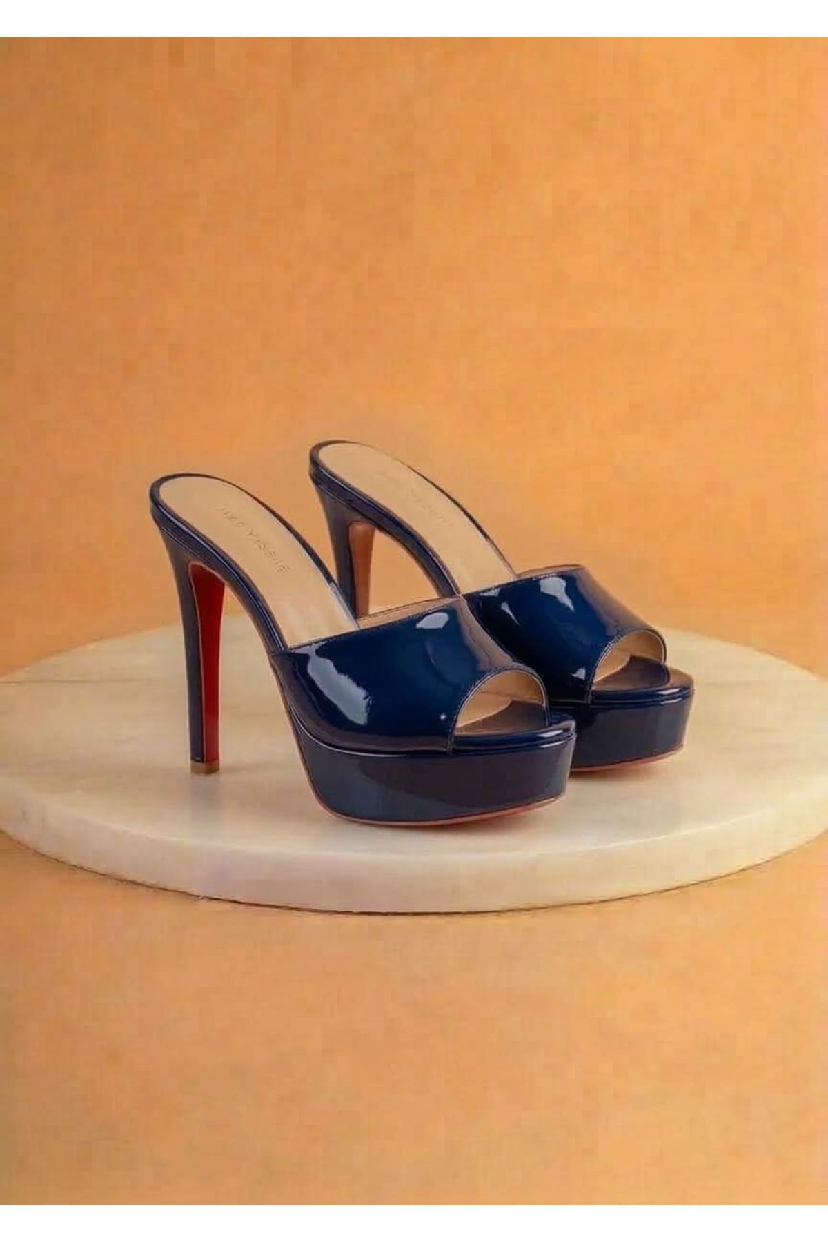 Dylan Kadın Lacivert Rugan Özel Tasarım İnce Topuklu Terlik