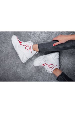 Love Kırmızı Kalp Detaylı Beyaz Kadın Spor Ayakkabı